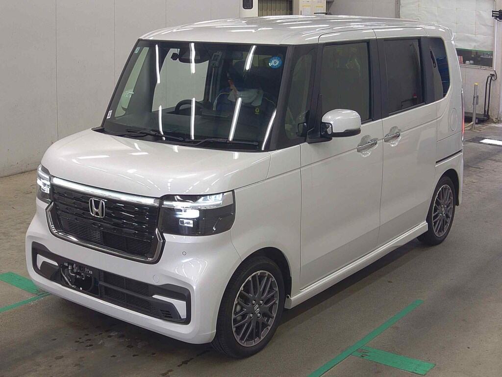 2025 HONDA N-BOX CUSTOM TURBO photo 4