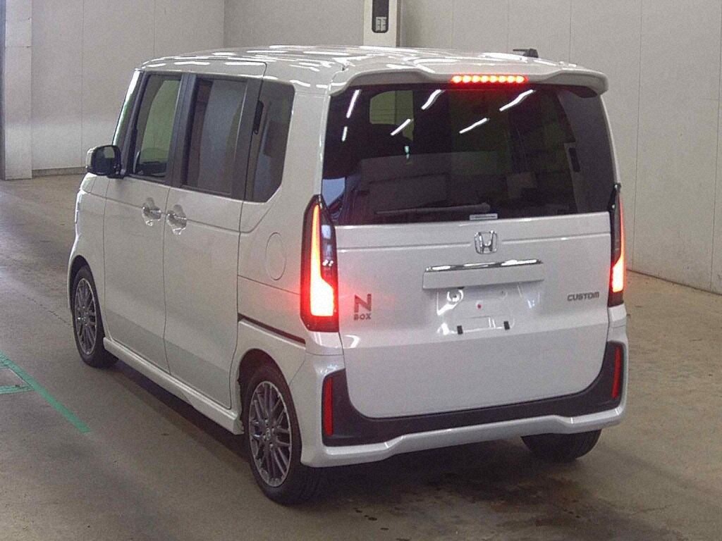 2025 HONDA N-BOX CUSTOM TURBO photo 2