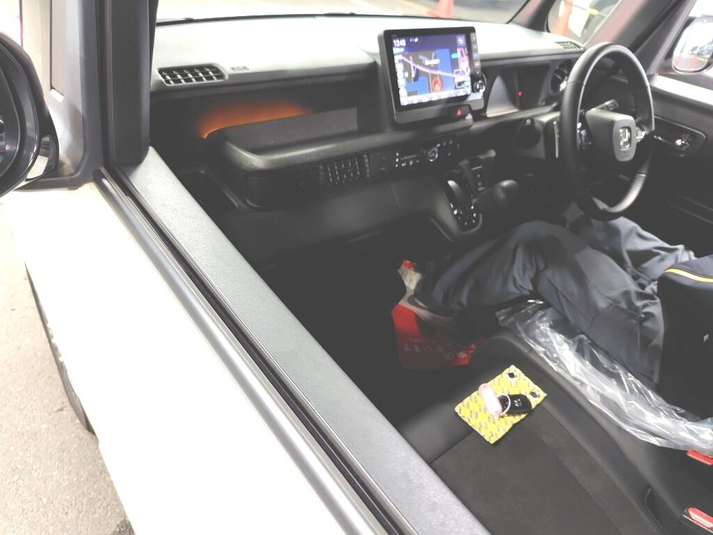 2023 HONDA N-BOX CUSTOM TURBO photo 5
