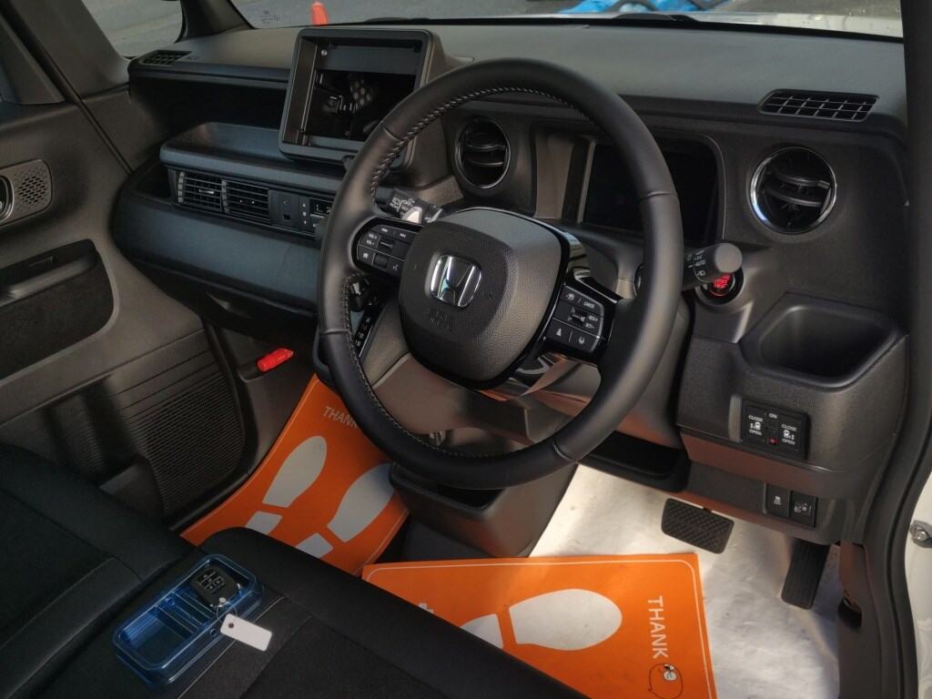 2025 HONDA N-BOX CUSTOM ﾀ-ﾎﾞ photo 3