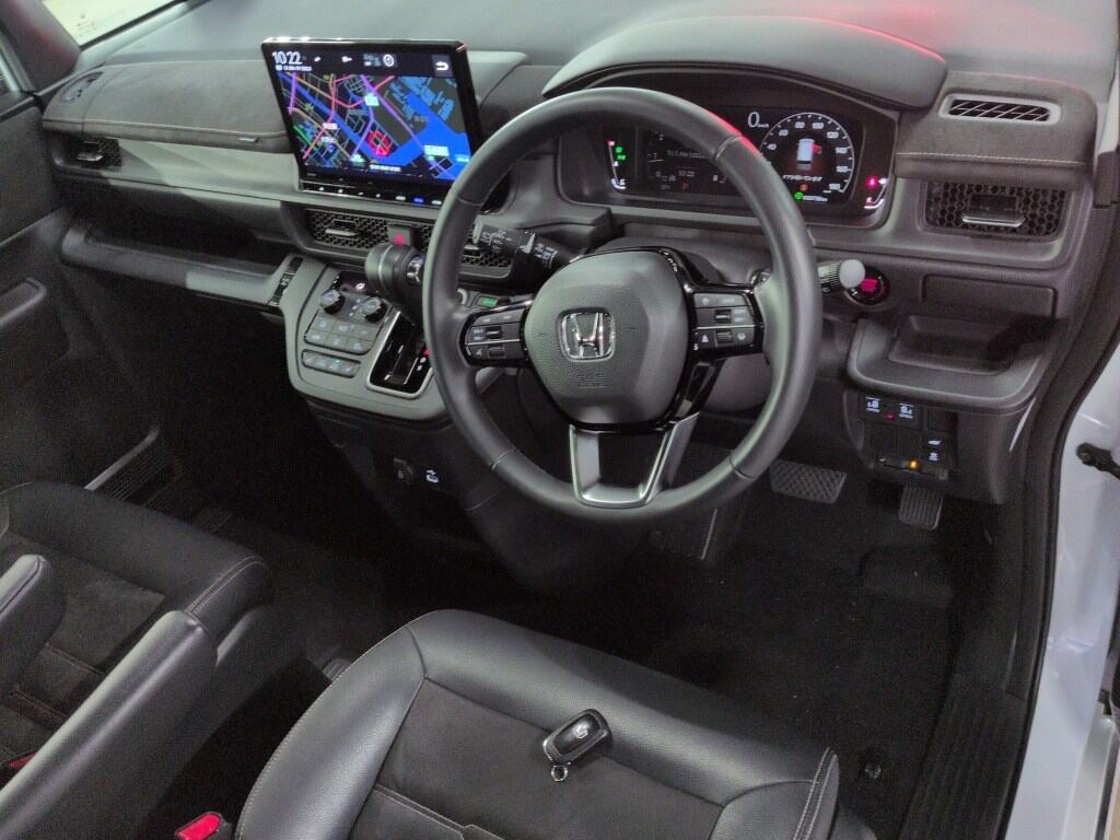 2024 HONDA STEPWAGON SPADA SPADA PREMIUM LINE photo 3