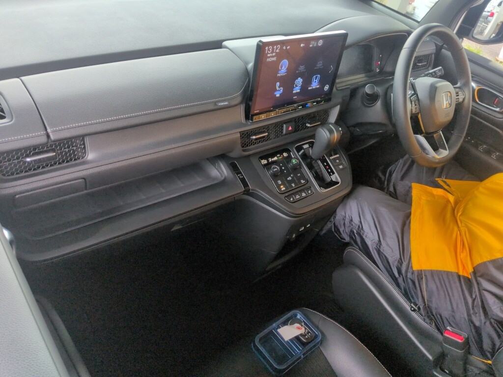 2024 HONDA STEPWAGON SPADA SPADA photo 3