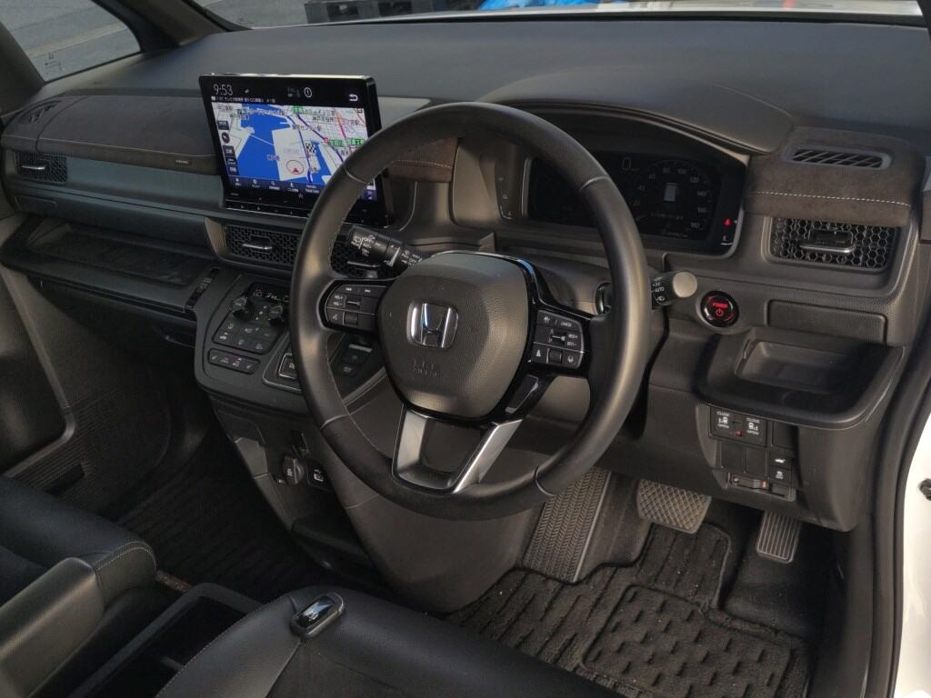 2023 HONDA STEPWAGON SPADA EHEV SPADA PREMIUM LINE photo 3