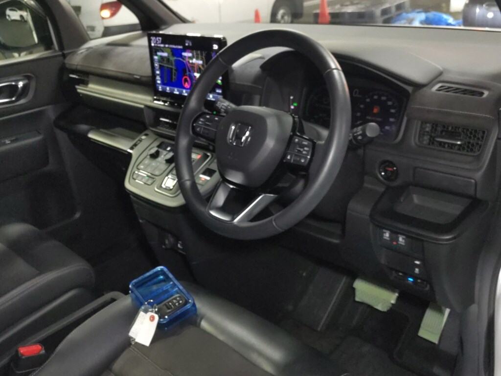2023 HONDA STEPWAGON SPADA EHEV SPADA PREMIUM LINE photo 3