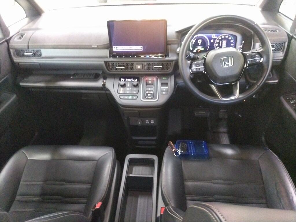 2023 HONDA STEPWAGON SPADA EHEV SPADA PREMIUM LINE photo 3