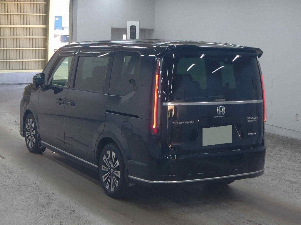 2023 HONDA STEPWAGON SPADA EHEV SPADA PREMIUM LINE photo 2