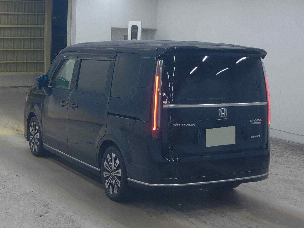 2023 HONDA STEPWAGON SPADA EHEV SPADA PREMIUM LINE photo 2