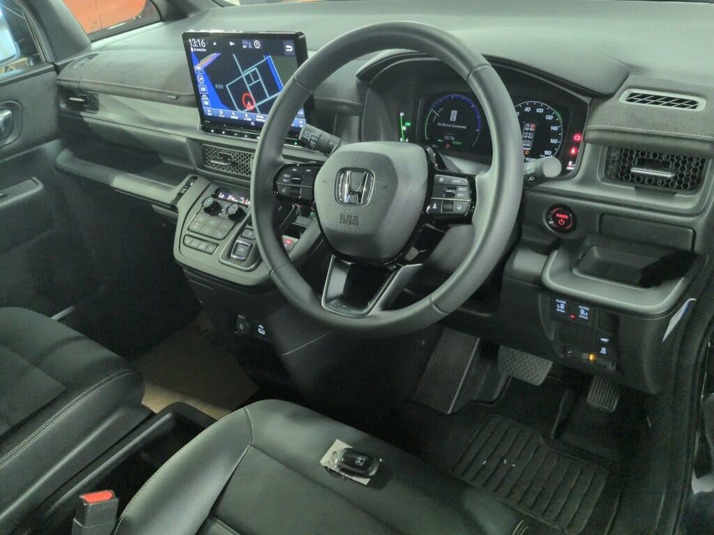 2024 HONDA STEPWAGON SPADA EHEV SPADA PREMIUM LINE photo 5