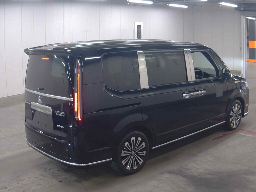 2023 HONDA STEPWAGON SPADA EHEV SPADA PREMIUM LINE photo 5