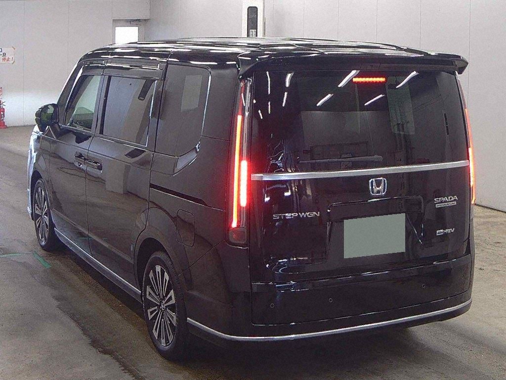 2025 HONDA STEPWAGON SPADA EHEV SPADA PREMIUM LINE photo 2