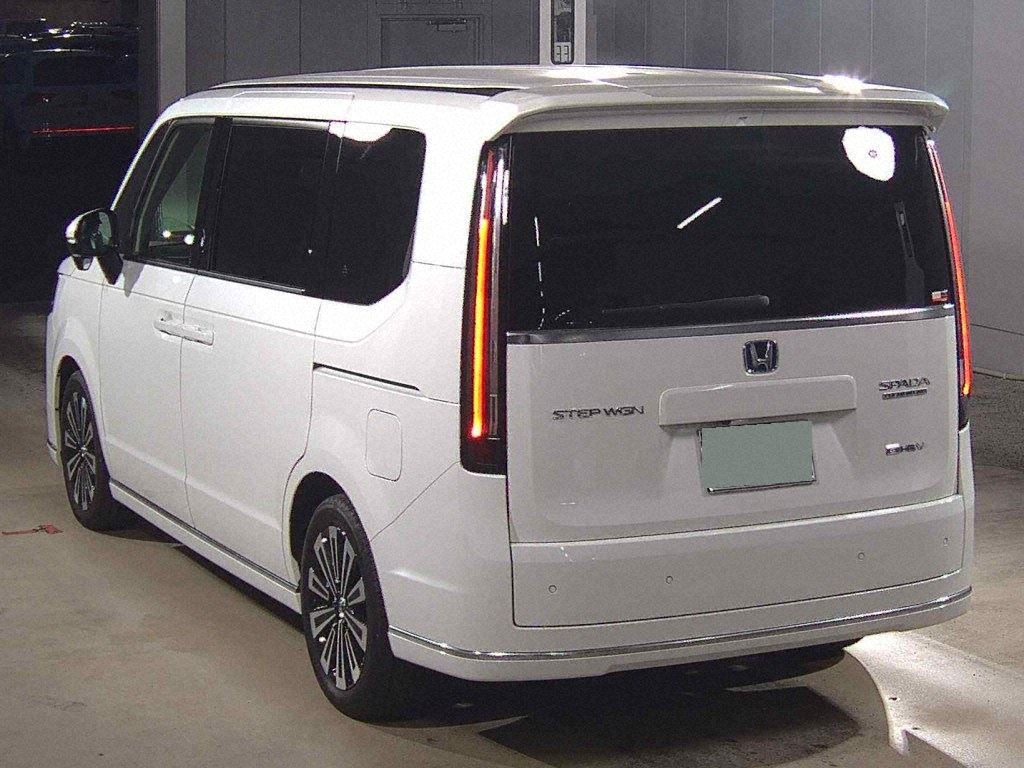 2024 HONDA STEPWAGON SPADA EHEV SPADA PREMIUM LINE photo 2
