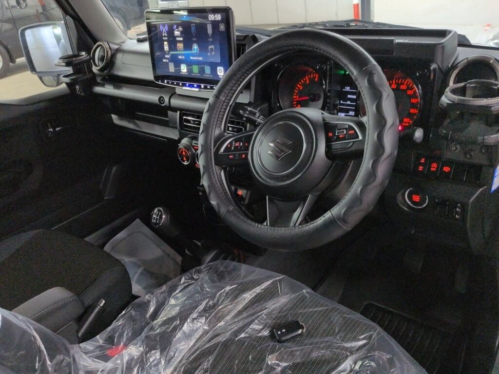 2023 SUZUKI JIMNY SIERRA JC photo 3