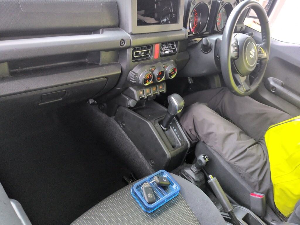 2024 SUZUKI JIMNY SIERRA JC photo 3