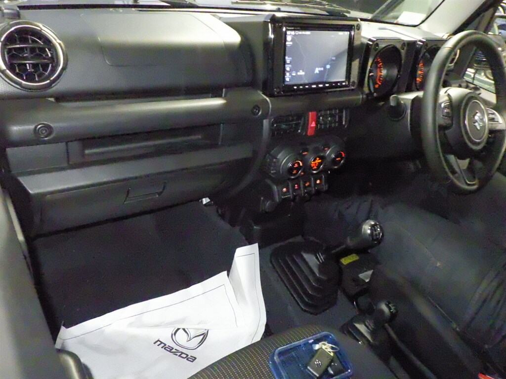 2023 SUZUKI JIMNY SIERRA JC photo 3