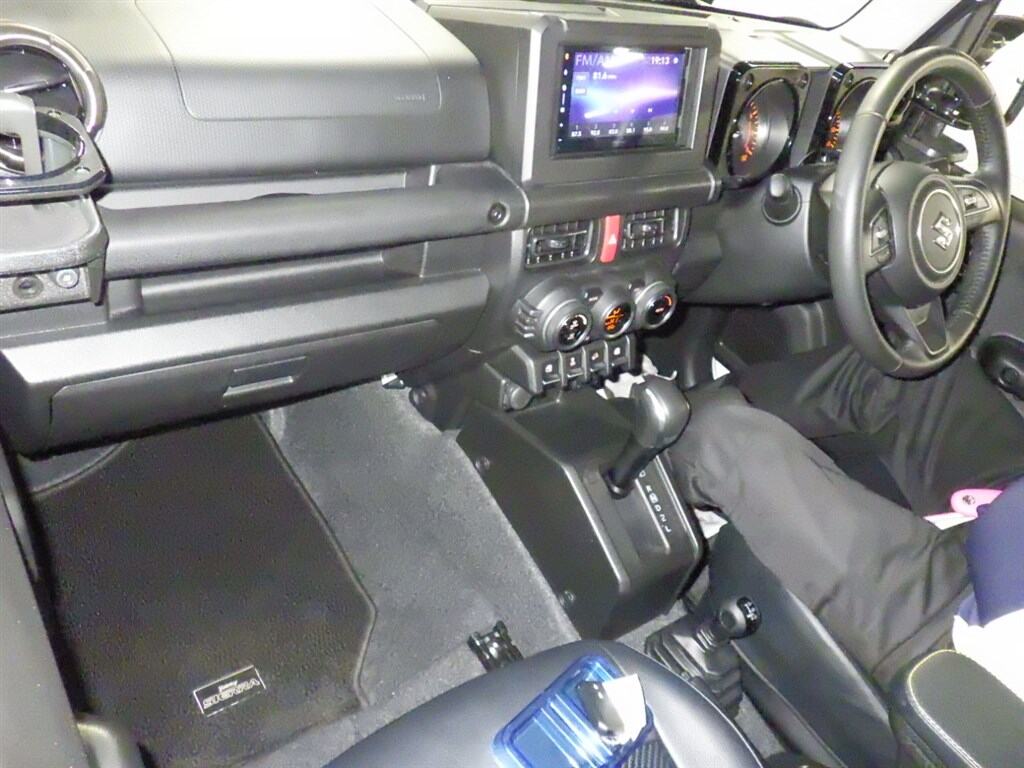 2025 SUZUKI JIMNY SIERRA JC photo 3