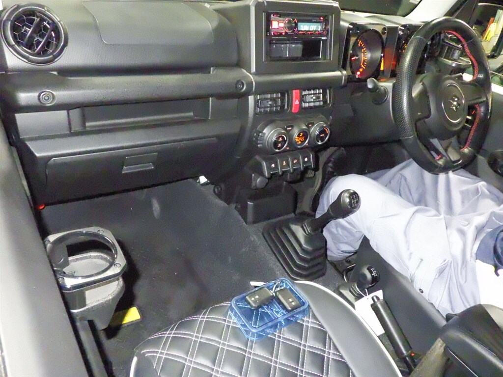 2021 SUZUKI JIMNY SIERRA JL photo 3
