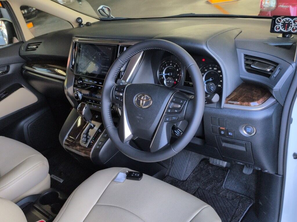 2022 TOYOTA ALPHARD 2.5X photo 3