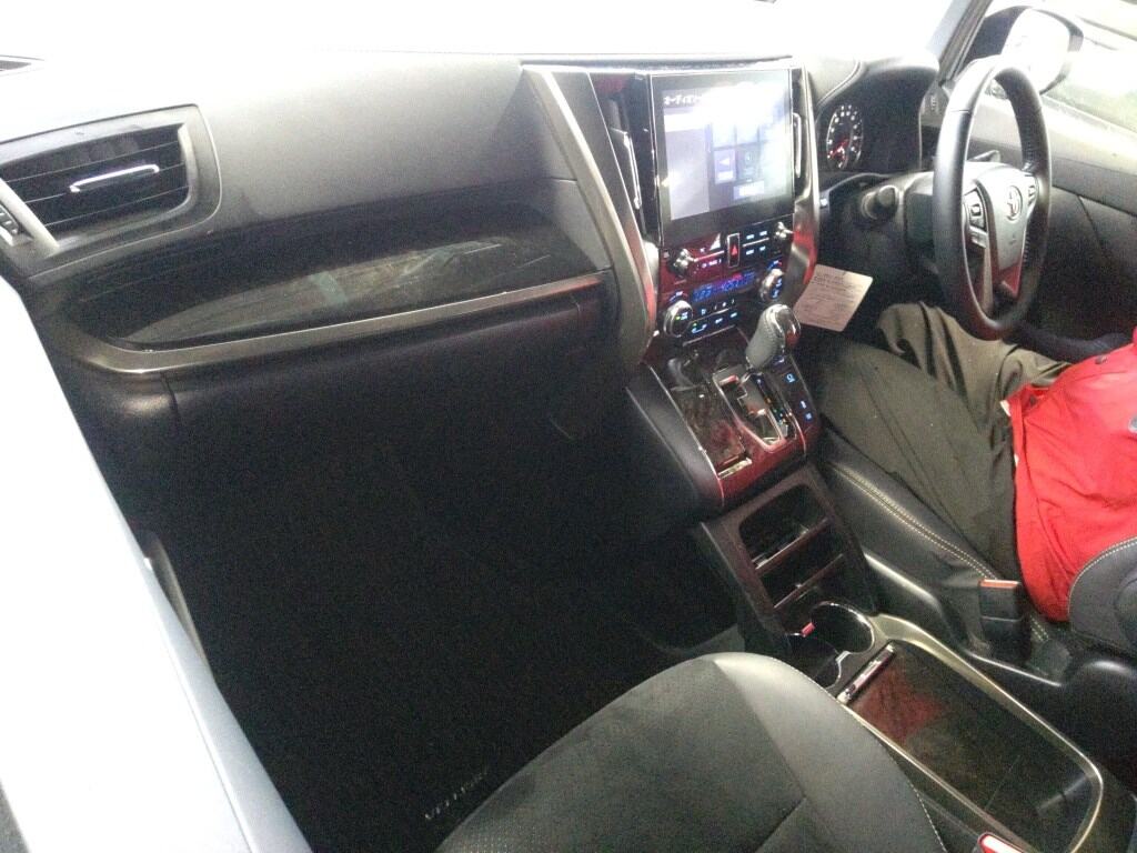 2022 TOYOTA VELLFIRE GOLDEN EYESⅢ photo 3