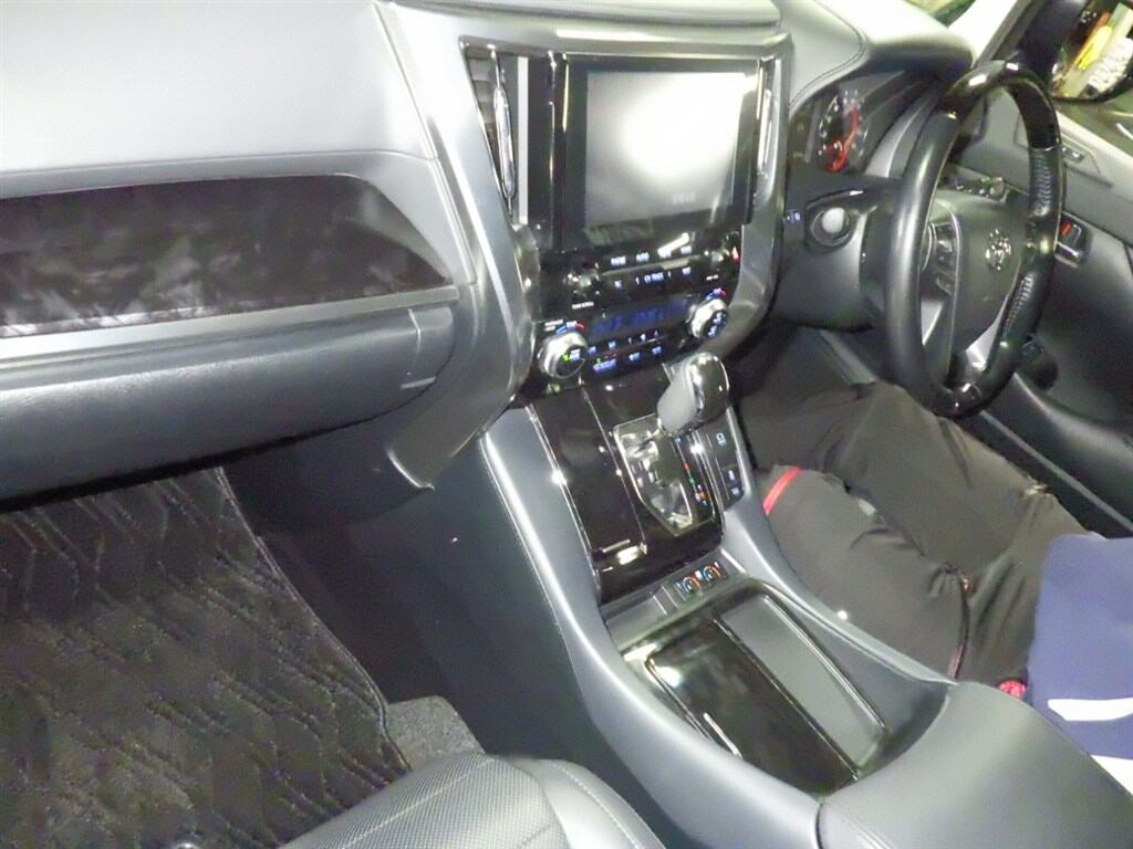 2022 TOYOTA ALPHARD 2.5S C PACKAGE photo 3