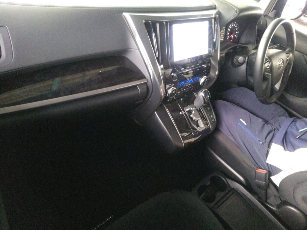 2021 TOYOTA ALPHARD 2.5S photo 3