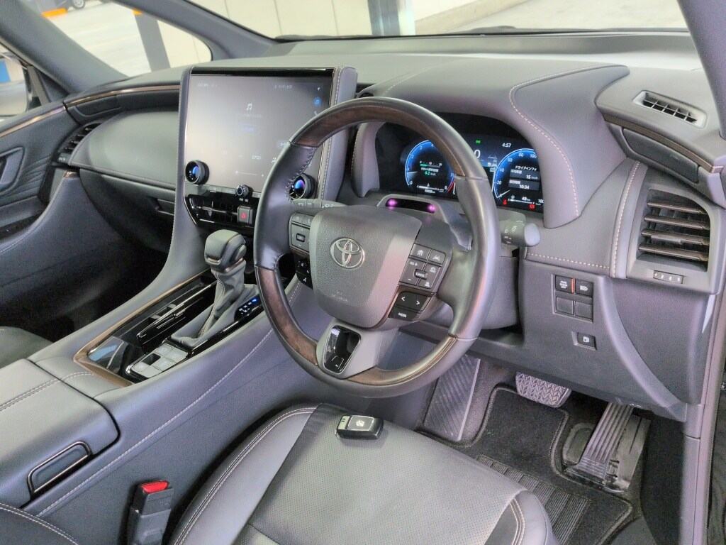 2024 TOYOTA ALPHARD Z photo 3