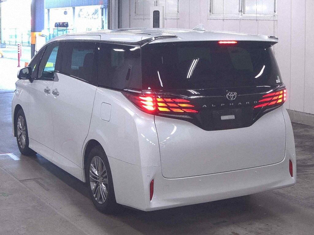 2024 TOYOTA CROWN SPORT SPORT Z (HEV) photo 3
