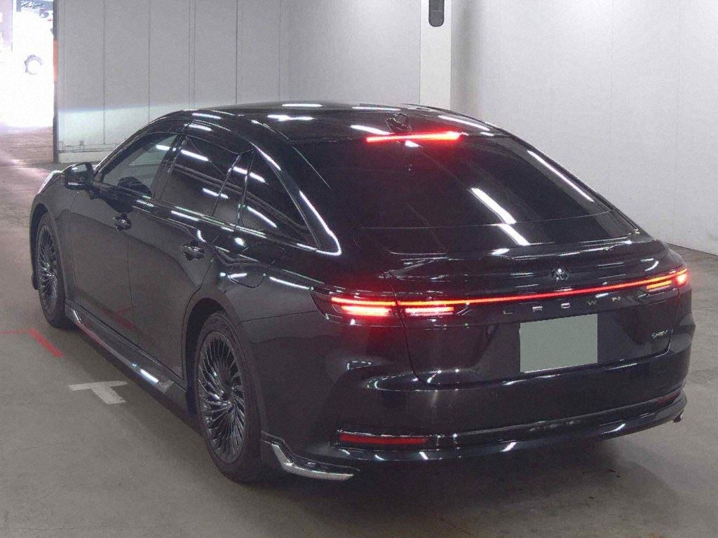 2024 TOYOTA CROWN Z(HEV) photo 2