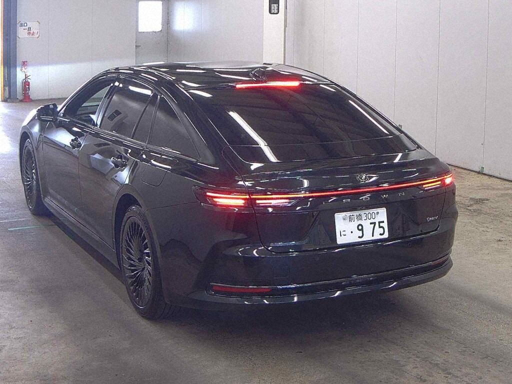 2025 TOYOTA CROWN SPORT SPORT Z (HEV) photo 3