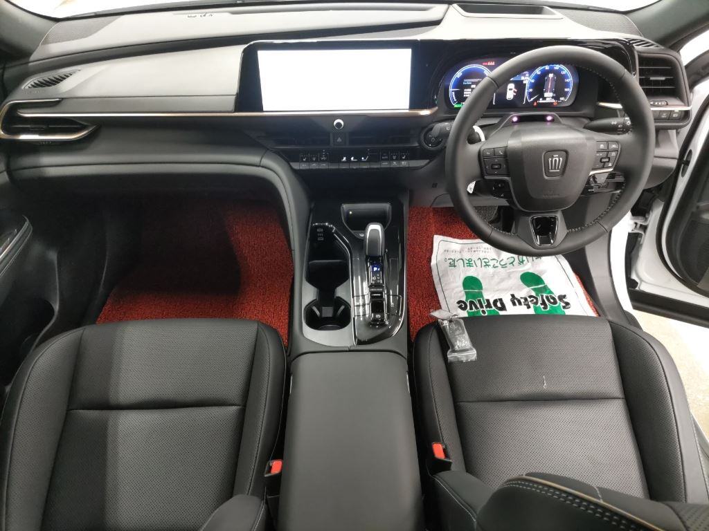 2025 TOYOTA CROWN SPORT SPORT Z (HEV) photo 3