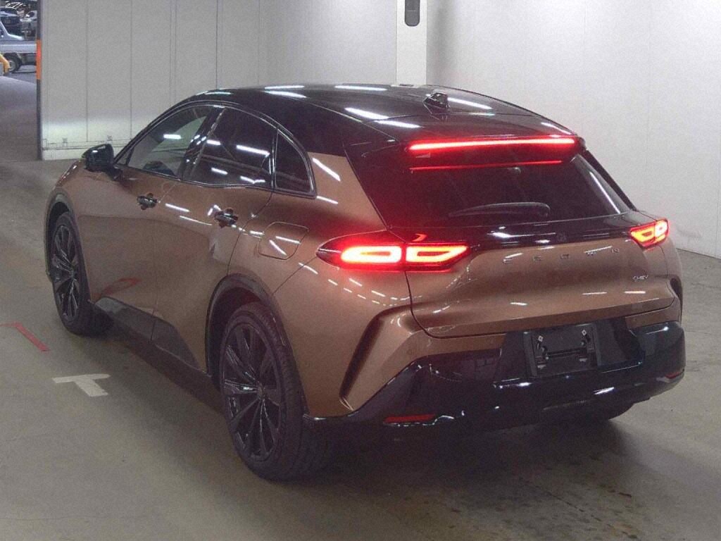 2024 TOYOTA CROWN SPORT SPORT Z (HEV) photo 2