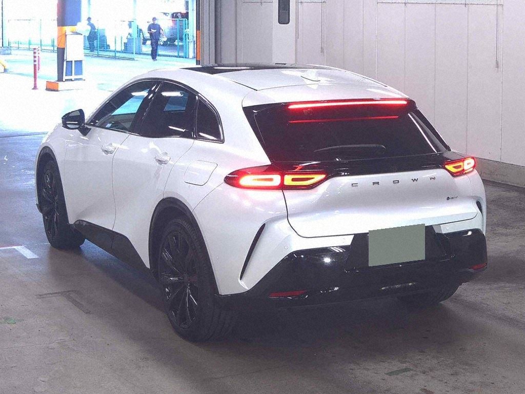 2024 TOYOTA CROWN SPORT SPORT Z (HEV) photo 2