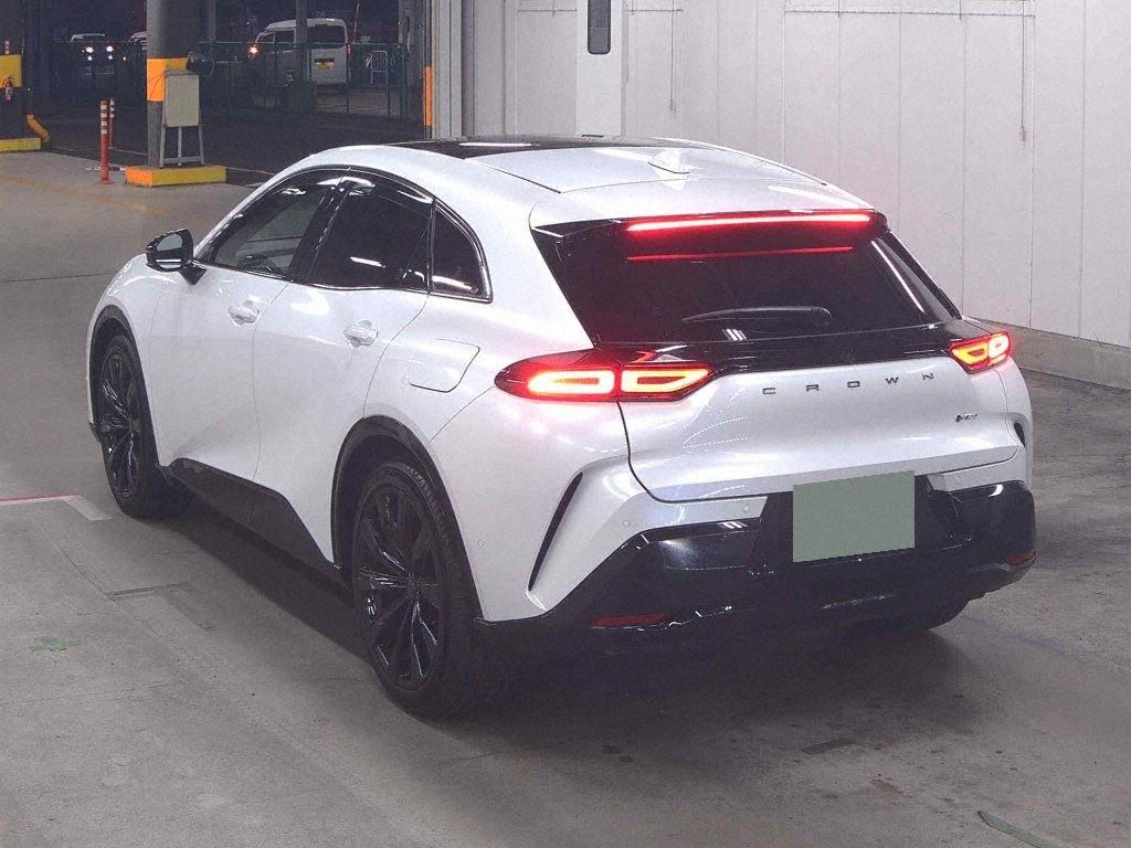 2024 TOYOTA CROWN SPORT SPORT Z (HEV) photo 2