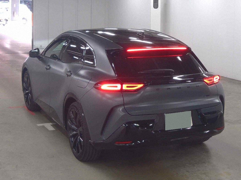 2023 TOYOTA CROWN SPORT SPORT Z (HEV) photo 2