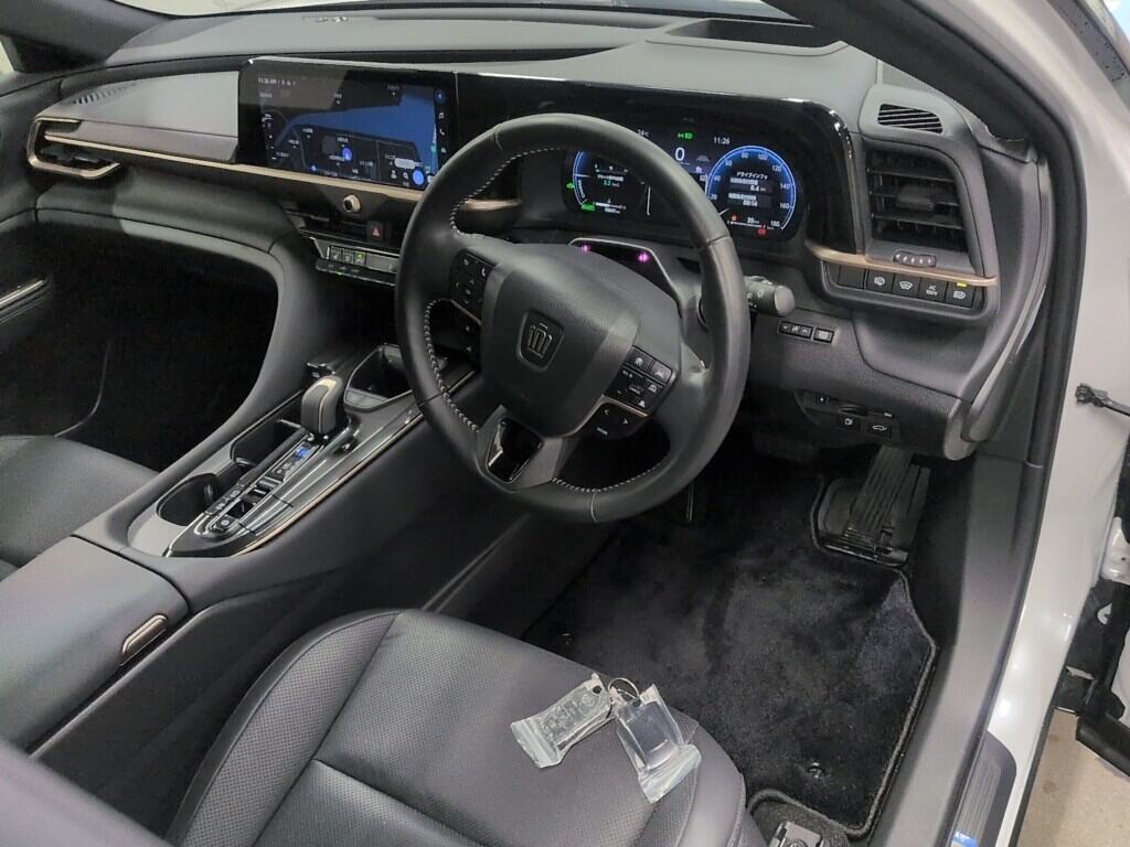 2024 TOYOTA CROWN SPORT SPORT Z (HEV) photo 3