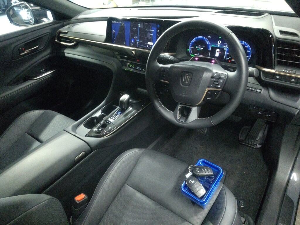 2025 TOYOTA CROWN SPORT SPORT Z (HEV) photo 3