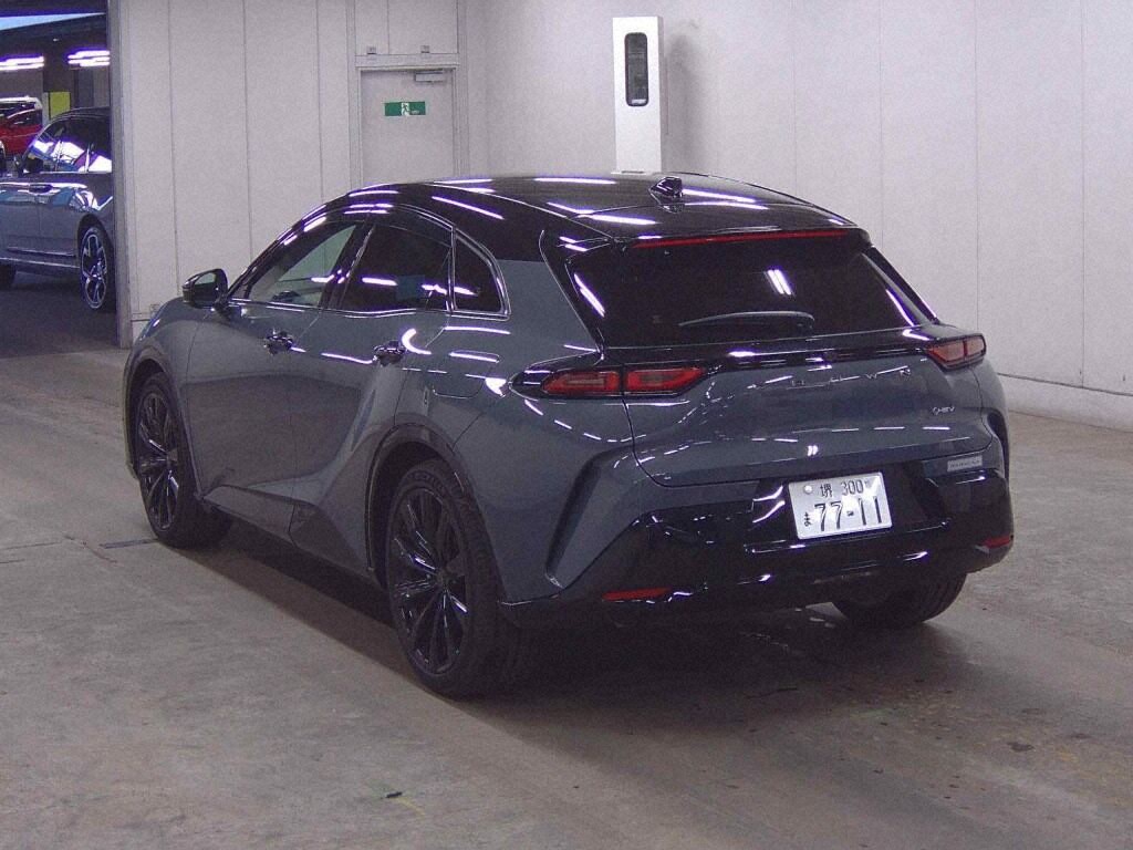 2025 TOYOTA CROWN SPORT SPORT Z (HEV) photo 2