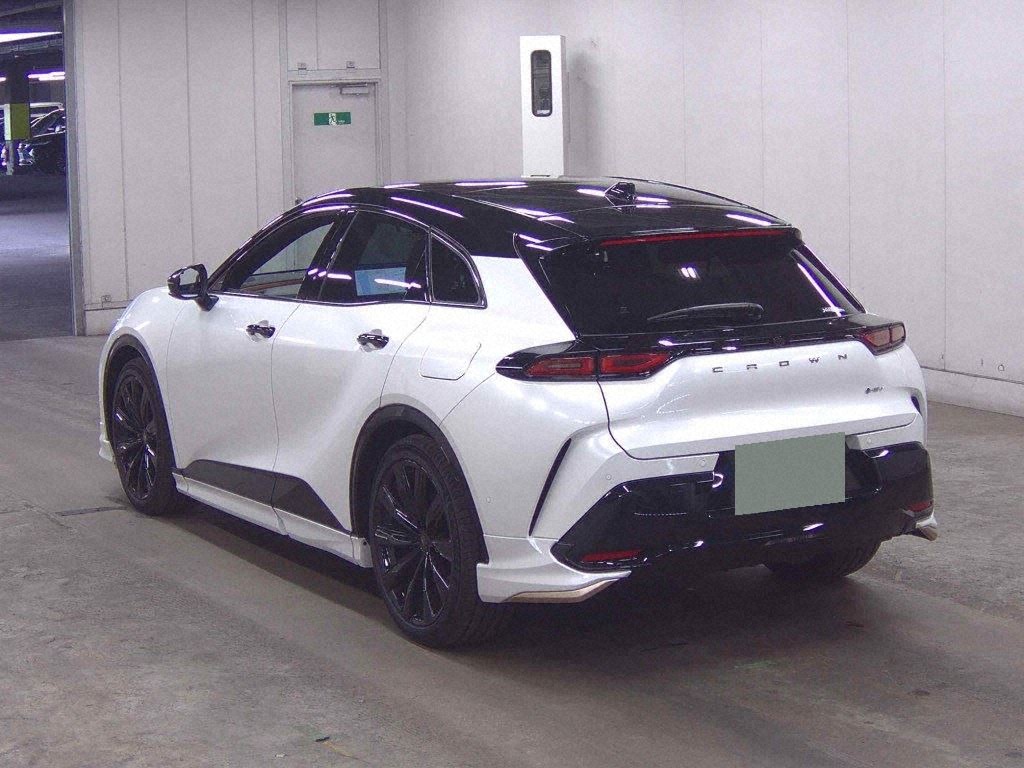 2024 TOYOTA CROWN SPORT SPORT Z (HEV) photo 2
