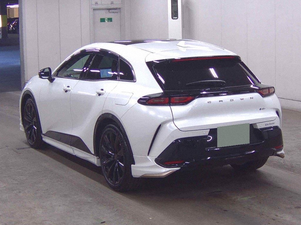 2024 TOYOTA CROWN SPORT SPORT Z (HEV) photo 2