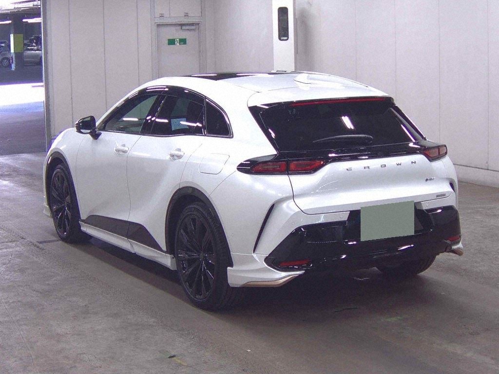 2024 TOYOTA CROWN SPORT SPORT Z (HEV) photo 2