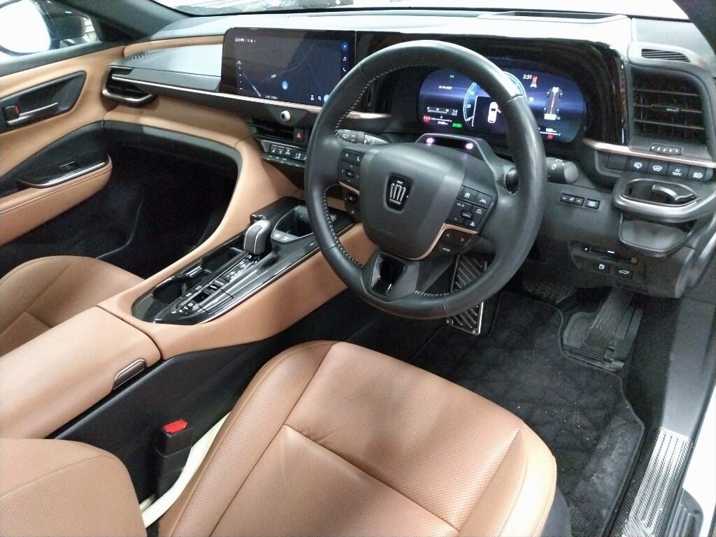 2023 TOYOTA CROWN SPORT SPORT Z (HEV) photo 3