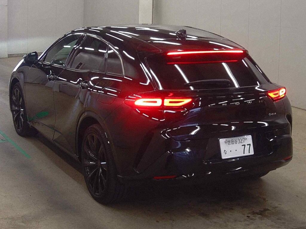 2023 TOYOTA CROWN SPORT SPORT Z (HEV) photo 2