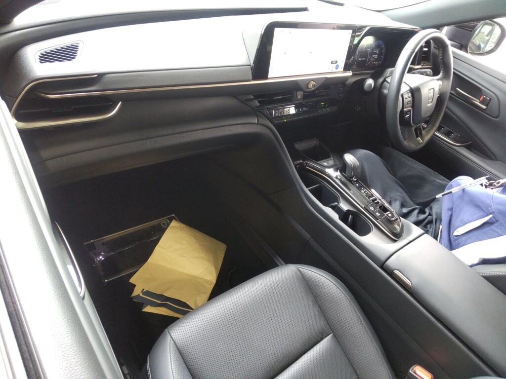 2024 TOYOTA CROWN SPORT SPORT Z (HEV) photo 3