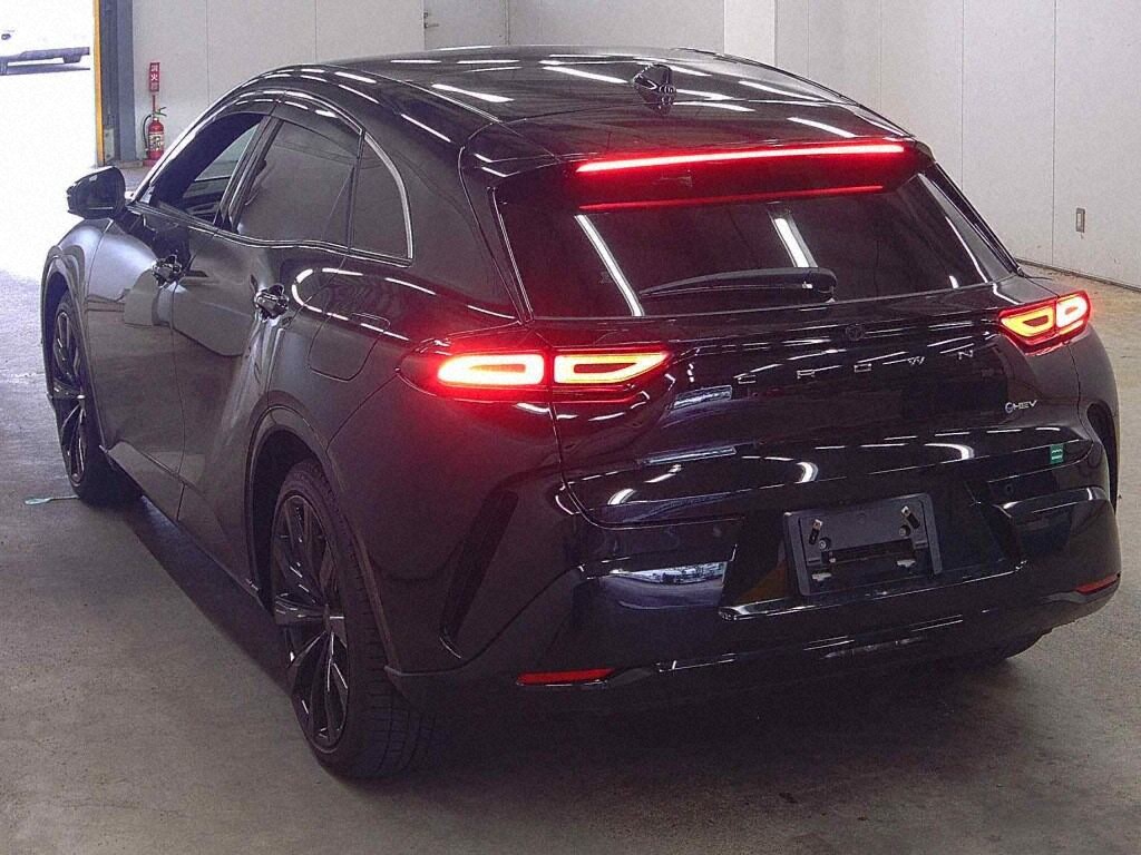 2024 TOYOTA CROWN SPORT SPORT Z (HEV) photo 2