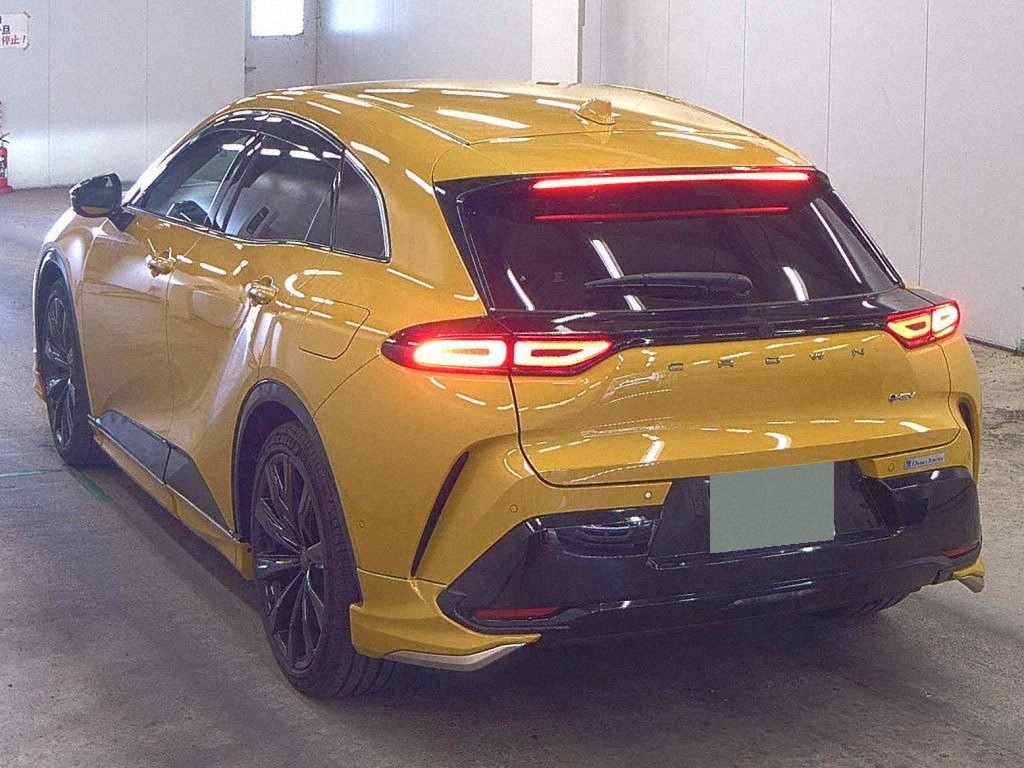 2024 TOYOTA CROWN SPORT SPORT Z (HEV) photo 2