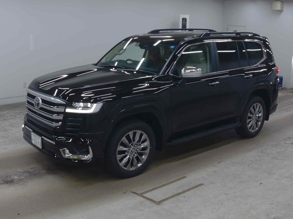 2026 TOYOTA LAND CRUISER ZX photo 4