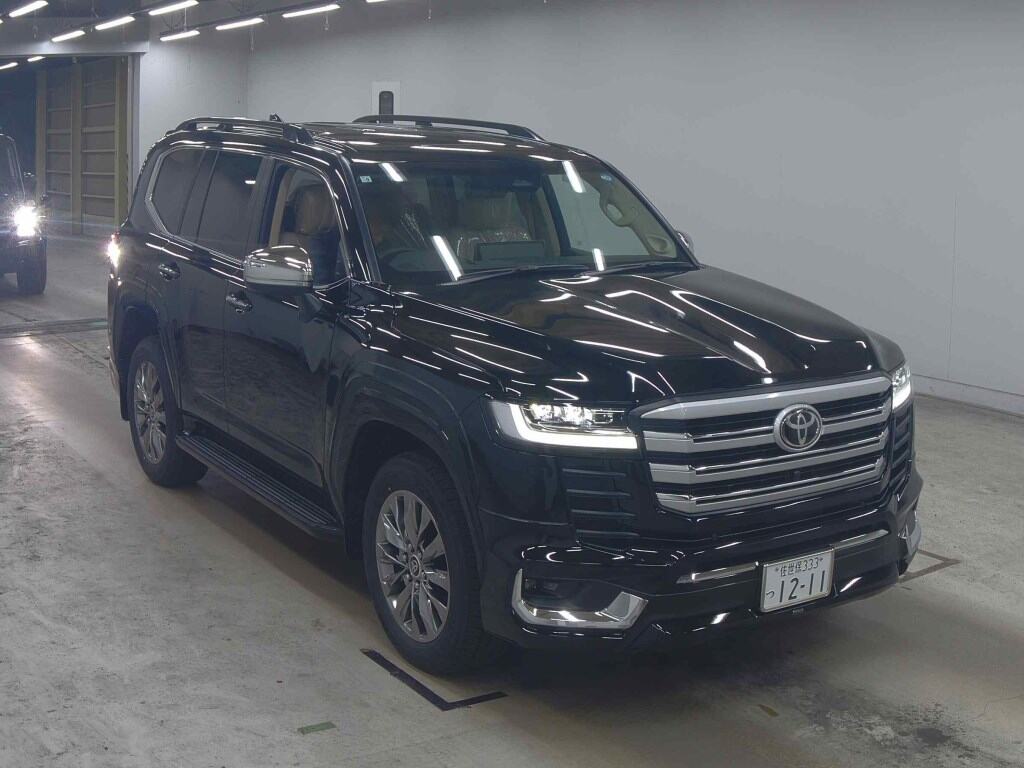 2026 TOYOTA LAND CRUISER ZX