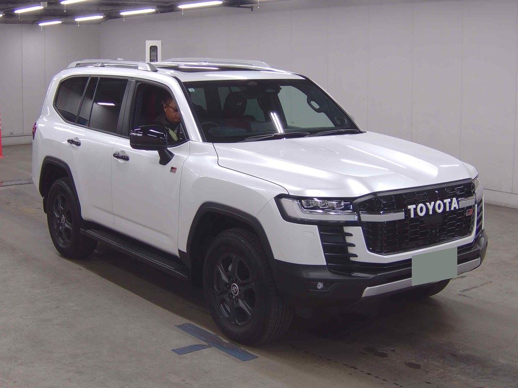2026 TOYOTA LAND CRUISER GR SPORT