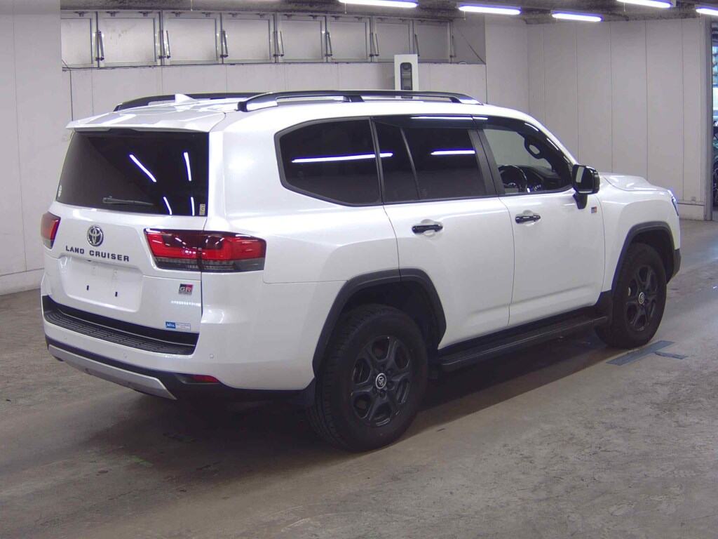 2021 TOYOTA LAND CRUISER GR SPORT photo 5