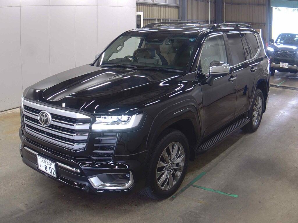2026 TOYOTA LAND CRUISER ZX photo 4