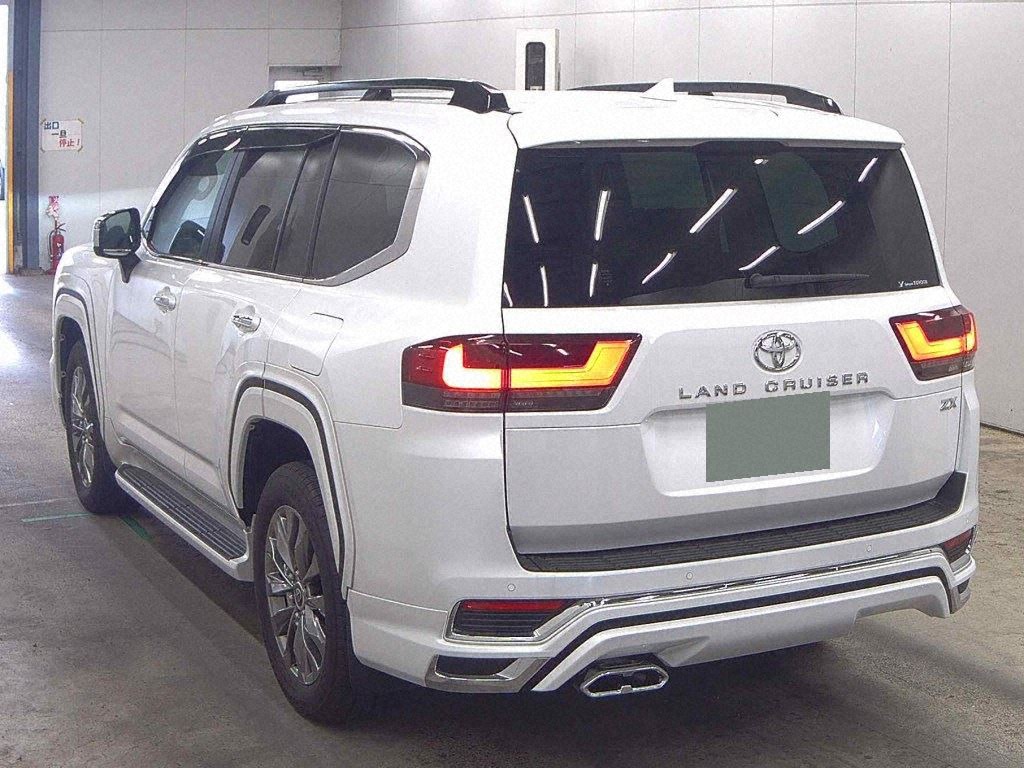 2026 TOYOTA VELLFIRE Z PREMIER photo 5